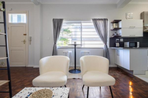 Charming Sea Point Studio